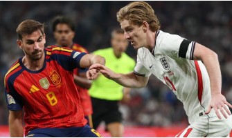 Anthony Gordon føler sig undervurderet af både FC Barcelona og det engelske landshold