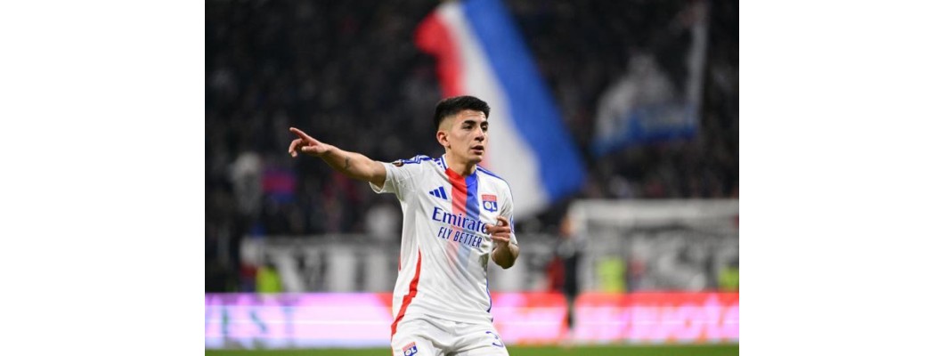 Atlético de Madrids nye unge argentinske spiller Thiago Almada skifter til Atlético de Madrids nye unge argentinske spiller Thiago Almada skifter til