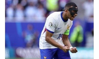 CRISTIANO RONALDO og Kylian Mbappé mødes som modstandere i næste kamp