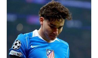 Julián Álvarez misser Barcelona-kampen