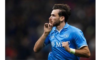 Khvicha Kvaratskhelia siger farvel til Neapolis, en by, der er vild med fodbold