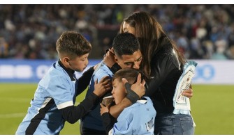 Luis Suárez havde to rørende afskedsceremonier