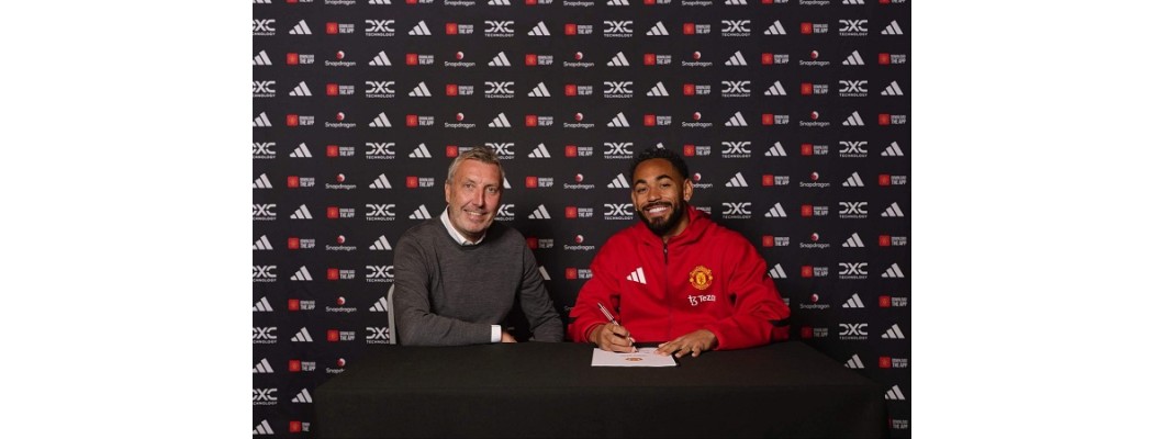 Manchester United har fundet en spiller, der er bedre egnet til at bære trøje nr. 10 Manchester United har fundet en spiller, der er bedre egnet til at bære trøje nr. 10
