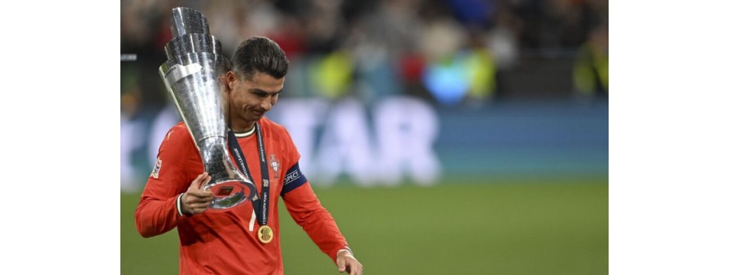 Pepe og CRISTIANO RONALDO krammede hinanden igen Pepe og CRISTIANO RONALDO krammede hinanden igen