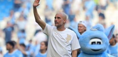 To fotos kombineret danner en Manchester City-æra kendt som Pep Guardiolas